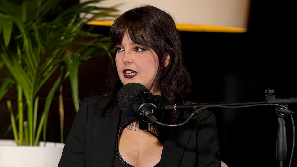 Carla Pereira Carrillo en el estudio de Universo Libro