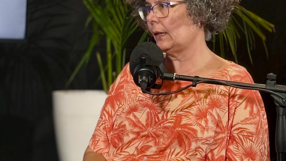 Verónica García Melgar en el estudio de Universo Libro